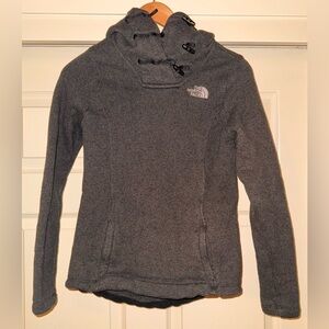 The North Face Women’s Fleece Pullover Sweater w/Toggle Buttons, S/P